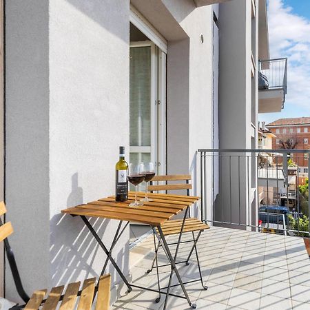 Appartamento Centrale Con Parcheggio E Wi-Fi Gratuito Ac Alba  Luaran gambar